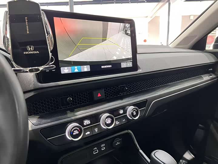 Фото 8 - Honda CR-V