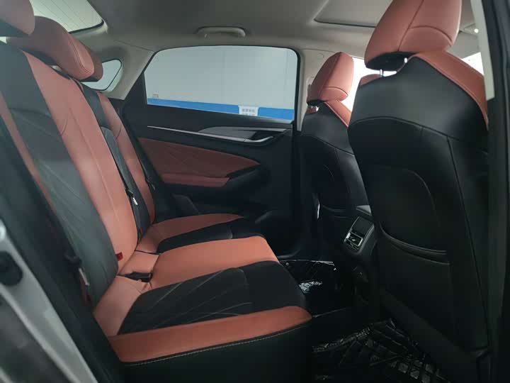 Фото 7 - Changan Eado Plus
