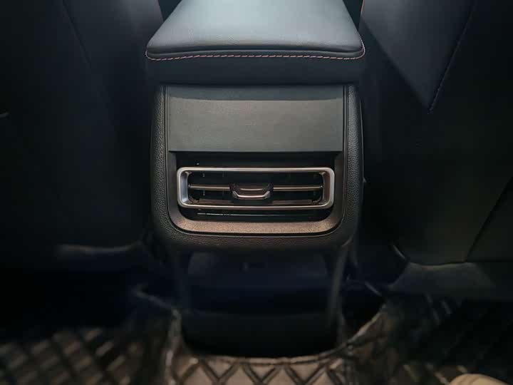 Фото 8 - Changan Eado Plus