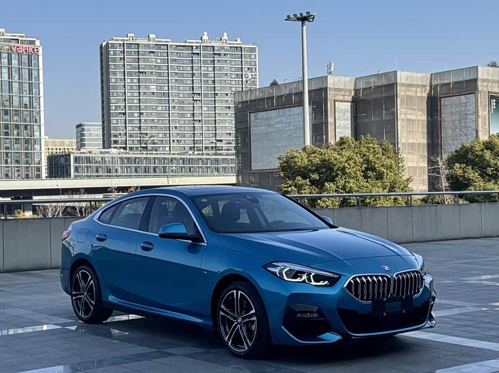Photo 4 - BMW 2 Series