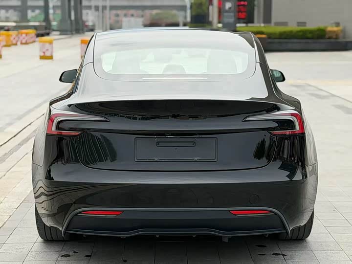Photo 5 - Tesla Model 3