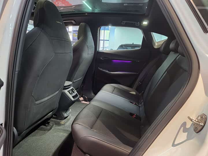 Фото 7 - Volkswagen ID.Unyx