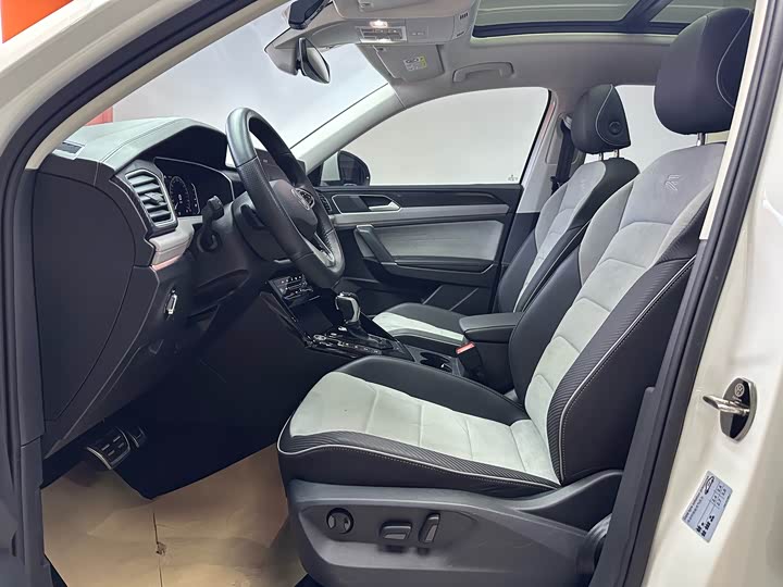 Фото 9 - Volkswagen Tayron X