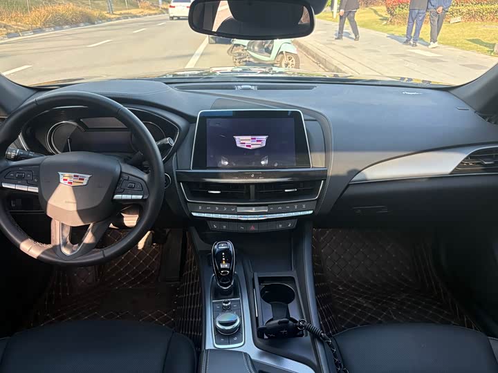 Photo 8 - Cadillac CT5