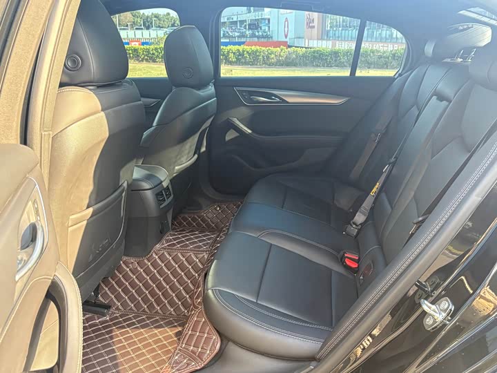 Photo 9 - Cadillac CT5