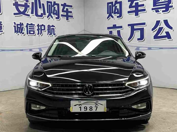 Фото 2 - Volkswagen Magotan