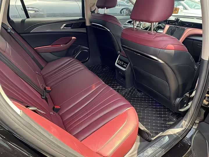 Фото 5 - Hongqi H5