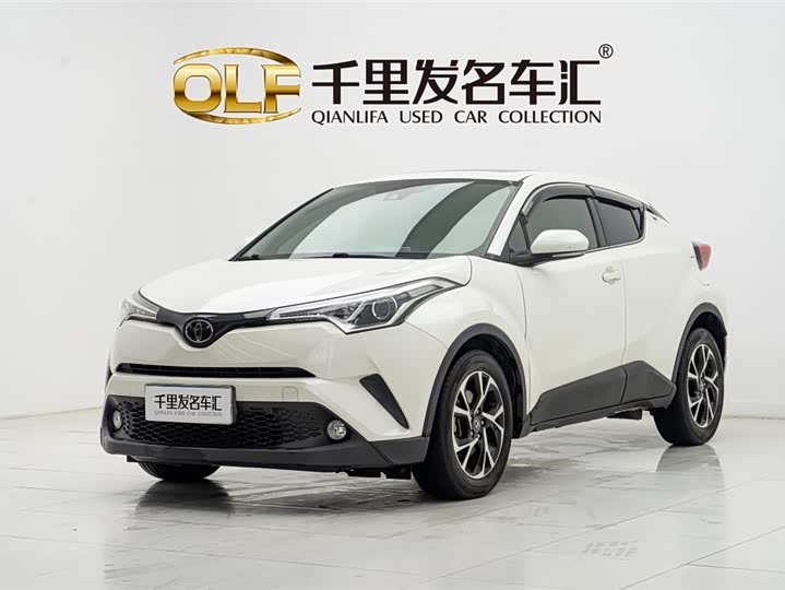 Фото 1 - Toyota C-HR