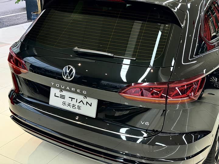 Фото 7 - Volkswagen Touareg