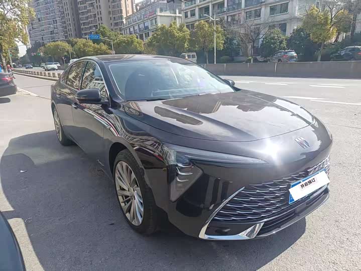 Фото 2 - Buick LaCrosse