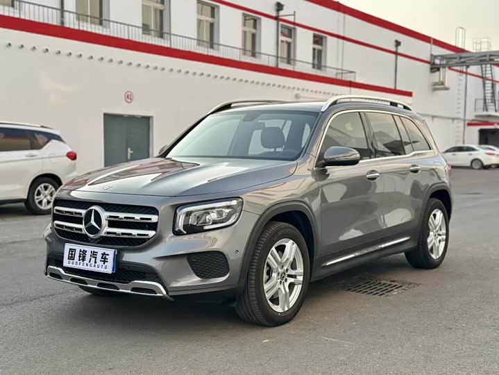 Фото 1 - Mercedes-Benz GLB-Class