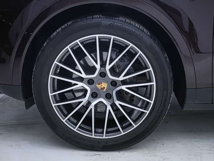 Фото 7 - Porsche Cayenne
