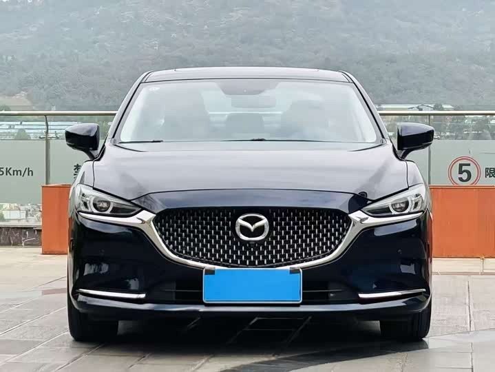 Фото 2 - Mazda Atenza