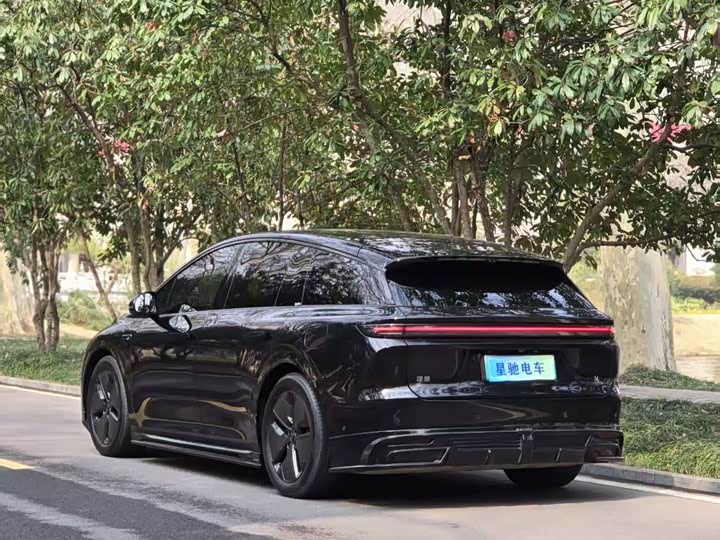 Фото 5 - LiXiang i6