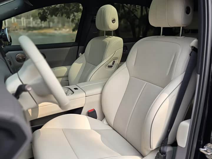 Фото 7 - LiXiang i6