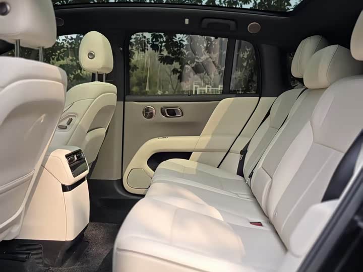 Фото 8 - LiXiang i6