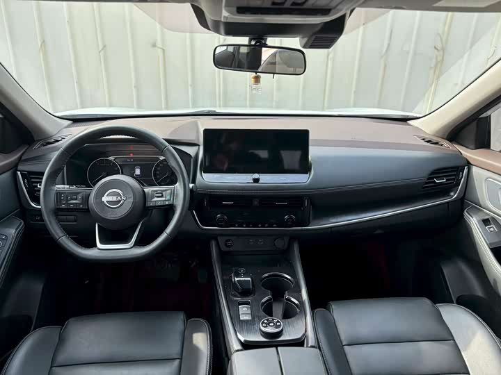 Фото 5 - Nissan X-Trail