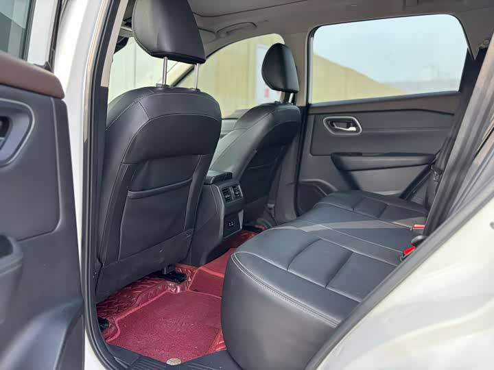 Фото 6 - Nissan X-Trail