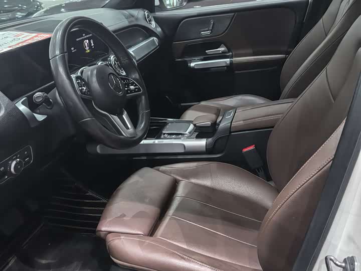 Фото 8 - Mercedes-Benz GLB-Class