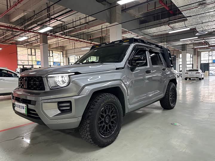 Фото 1 - Tank 700 Hybrid