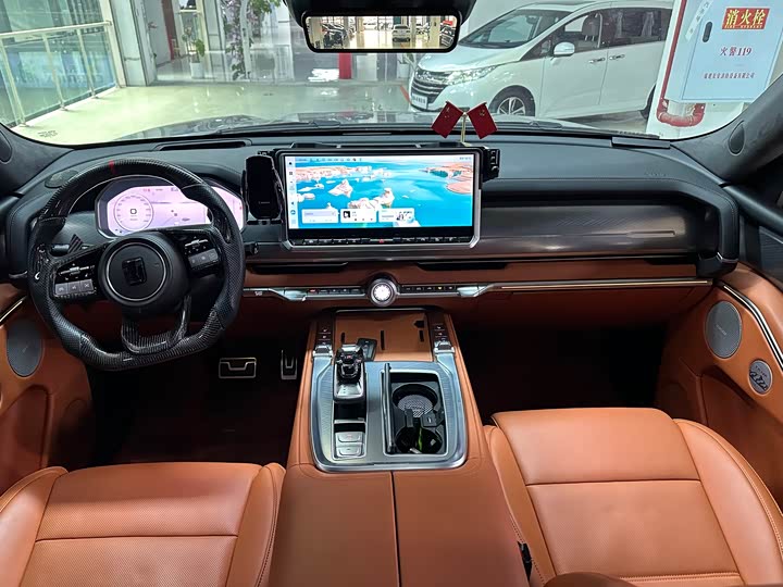 Фото 8 - Tank 700 Hybrid