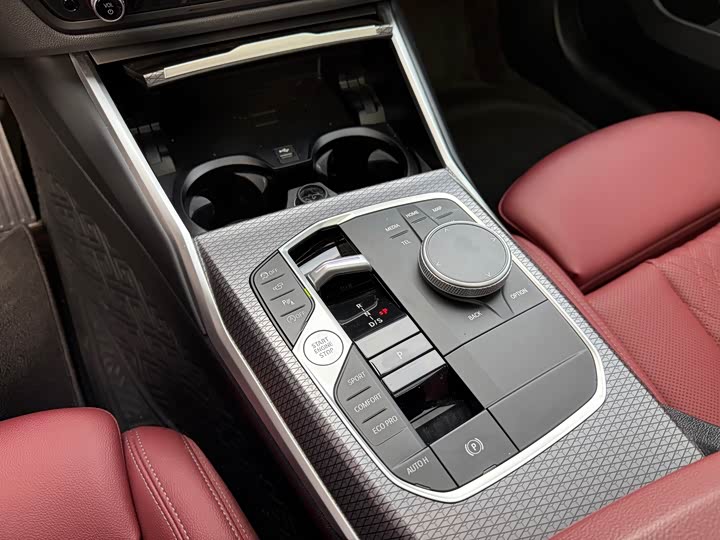 Zdjęcie 5 - BMW 3 Series