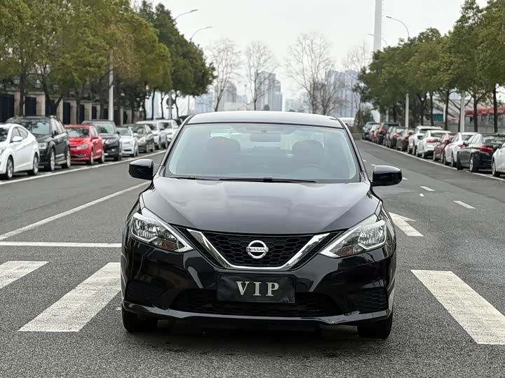 Фото 2 - Nissan Sylphy