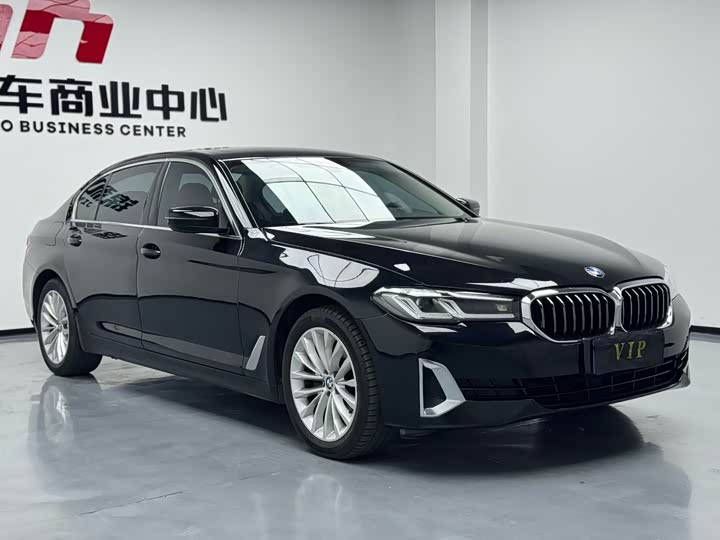 Фото 3 - BMW 5 Series