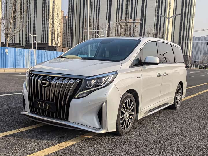 Photo 1 - GAC Trumpchi M8