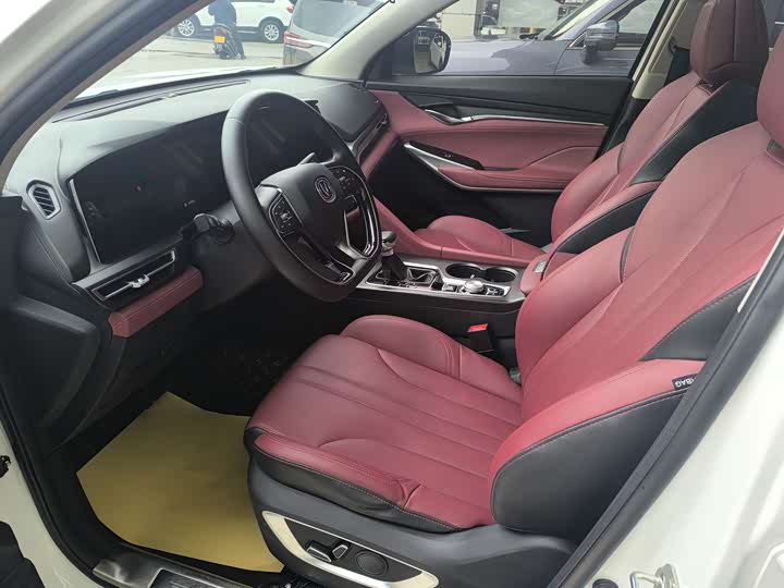 Фото 4 - Changan CS75 Plus