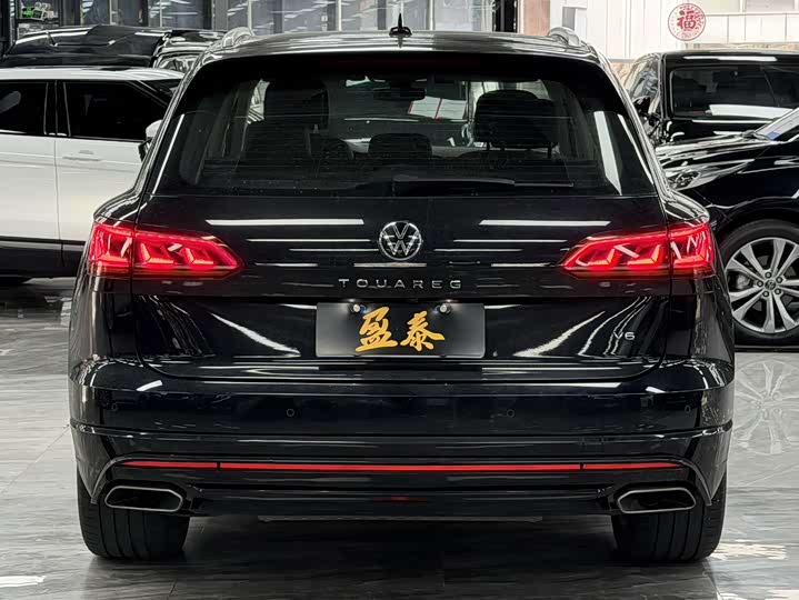 Фото 6 - Volkswagen Touareg