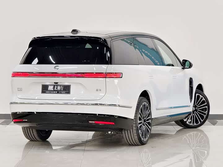 Фото 4 - Nio ES8