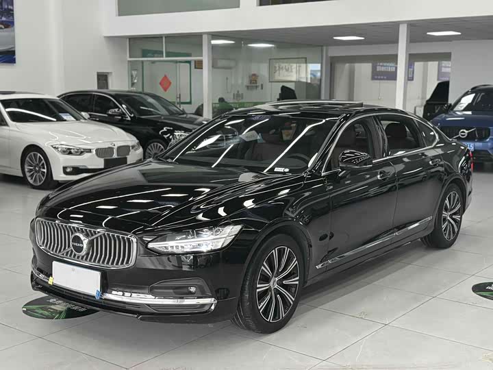 Photo 1 - Volvo S90