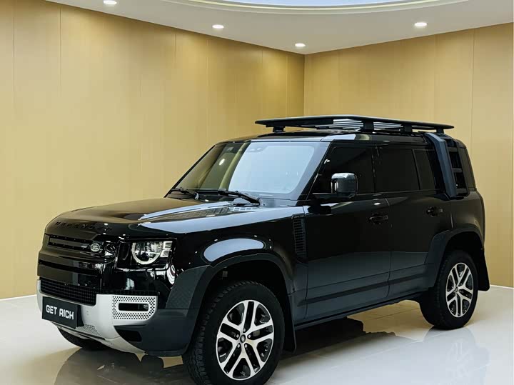 Photo 1 - Land Rover Defender