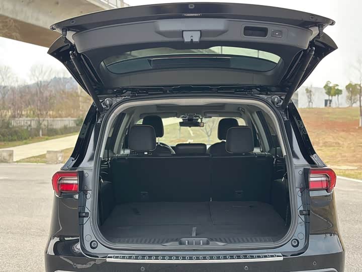 Фото 6 - Ford Equator