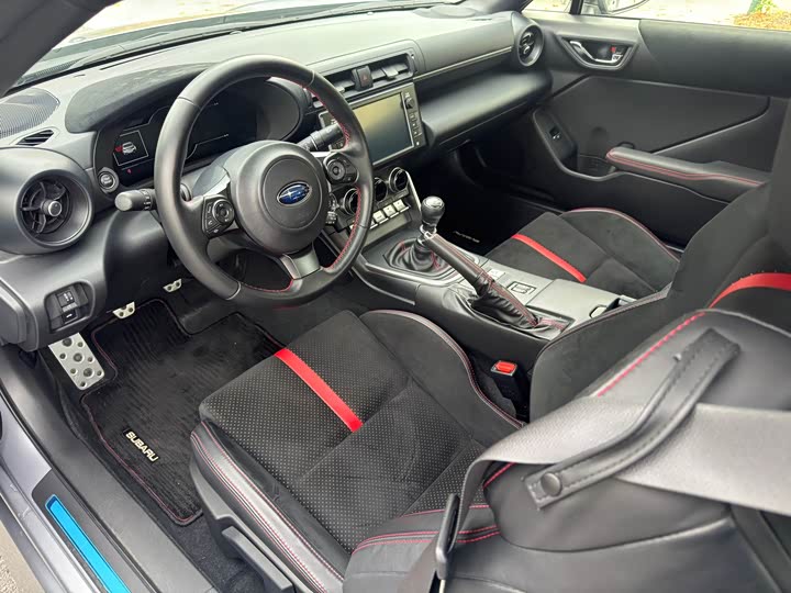 Фото 7 - Subaru BRZ