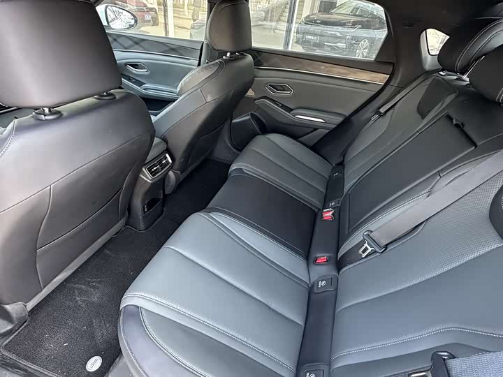 Фото 7 - BYD Qin L