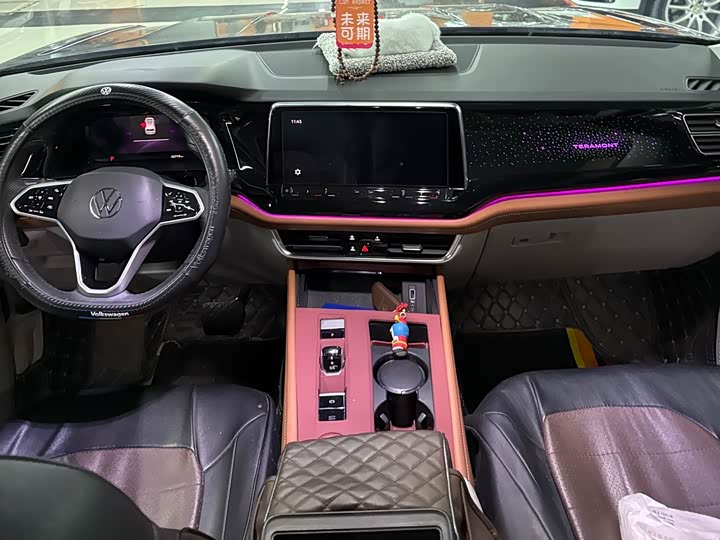 Photo 9 - Volkswagen Teramont Pro