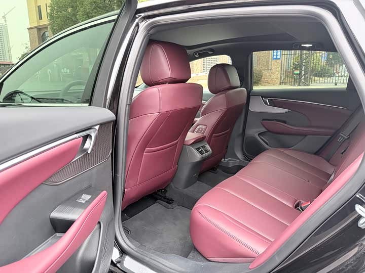 Photo 7 - Buick LaCrosse