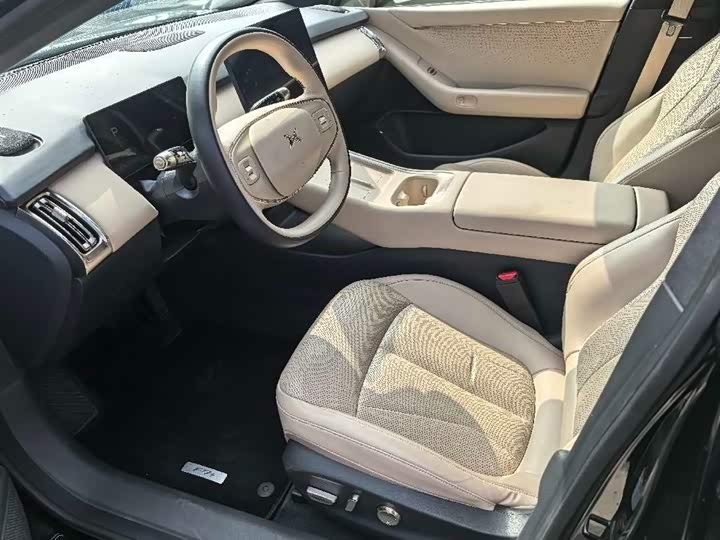 Фото 5 - XPeng F57