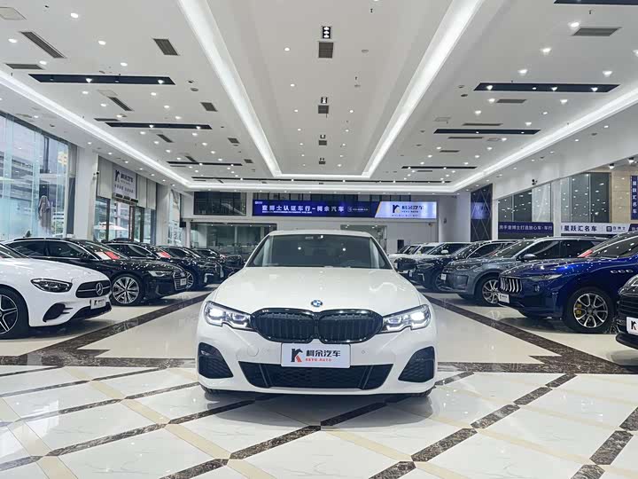 Фото 3 - BMW 3 Series