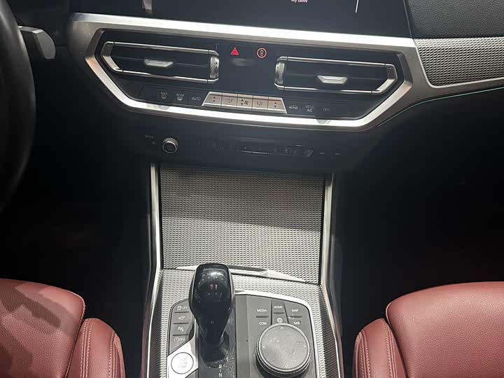 Фото 8 - BMW 3 Series