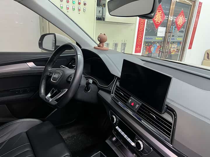 Фото 4 - Audi Q5L