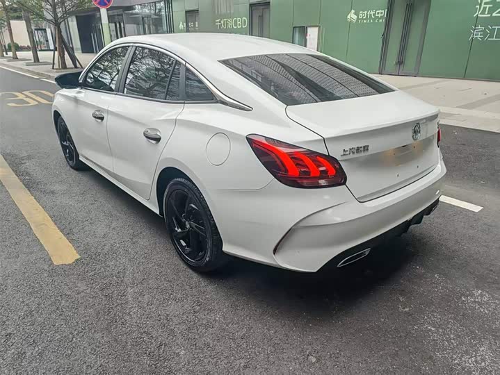 Фото 9 - MG Motor 5