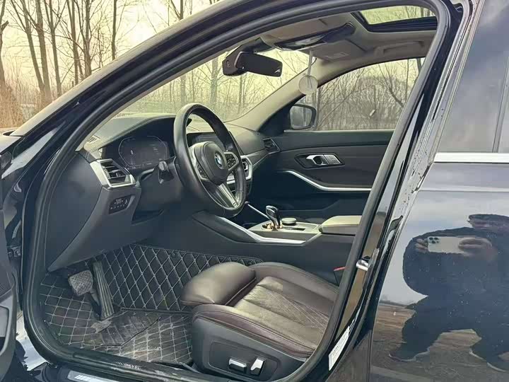 Фото 4 - BMW 3 Series