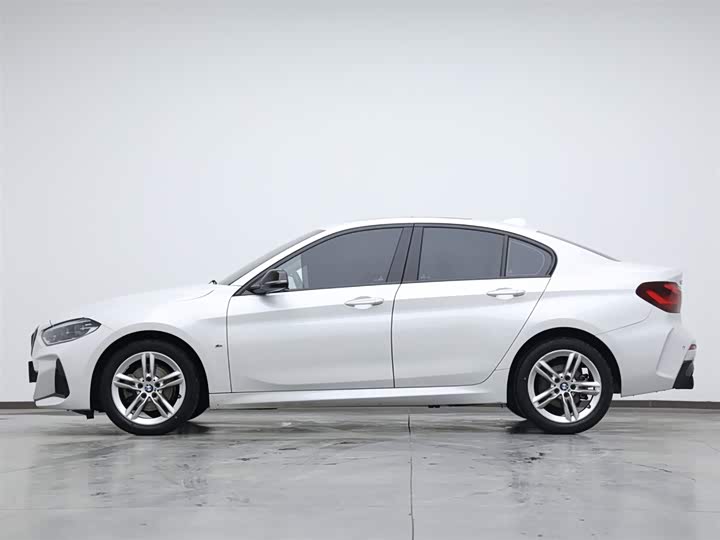 Фото 5 - BMW 1 Series