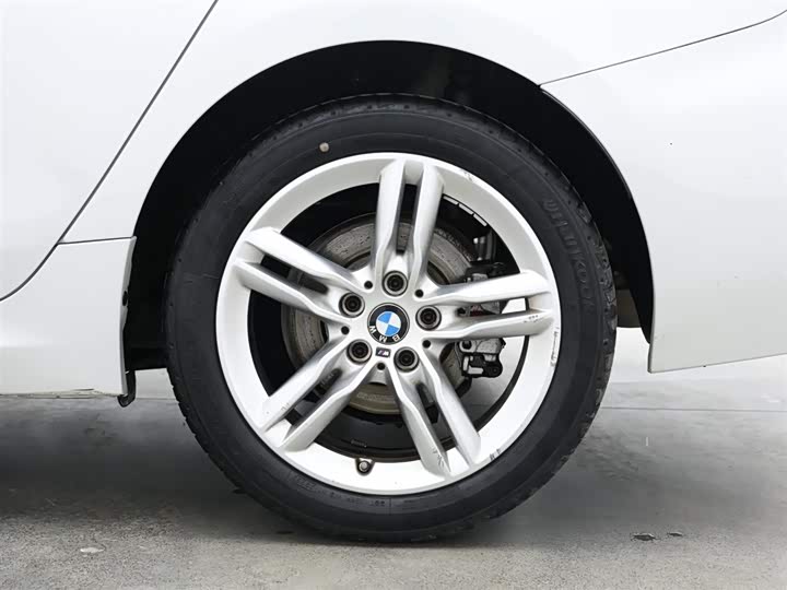 Фото 9 - BMW 1 Series