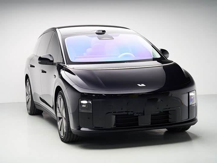 Фото 3 - LiXiang i8