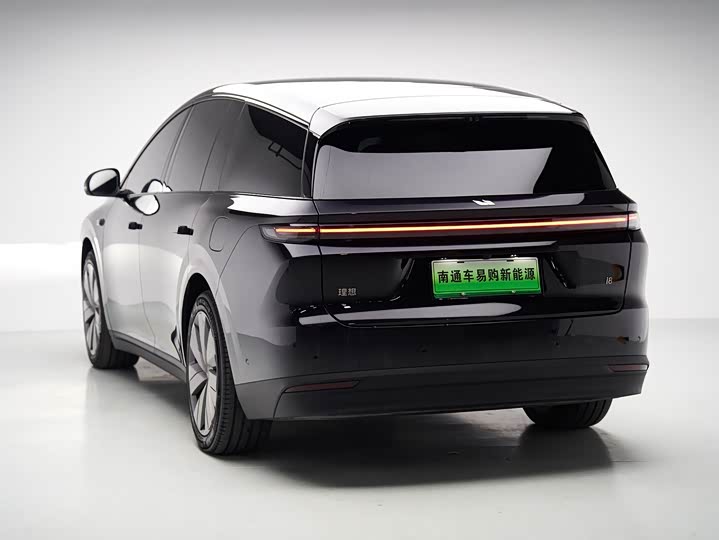 Фото 4 - LiXiang i8