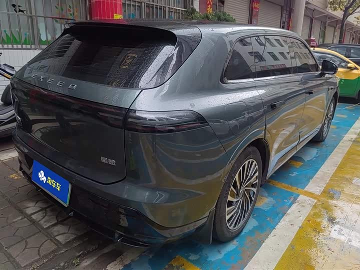 Photo 3 - Exeed Sterra ET